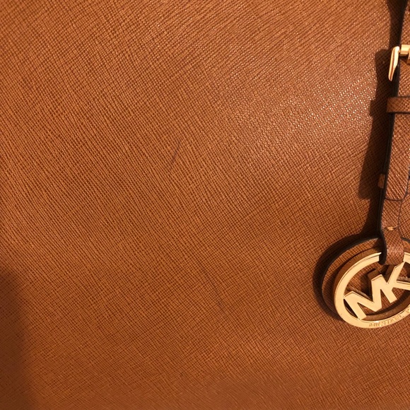 Michael Kors Large Tote - Picture 2 of 8